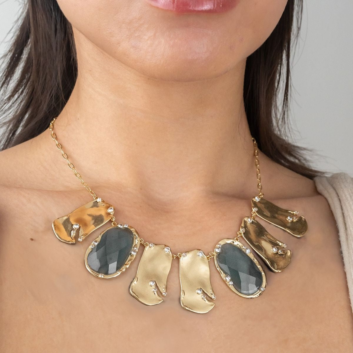 Golden Wave Collar