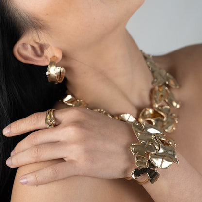 Luxe Ripple Statement Necklace