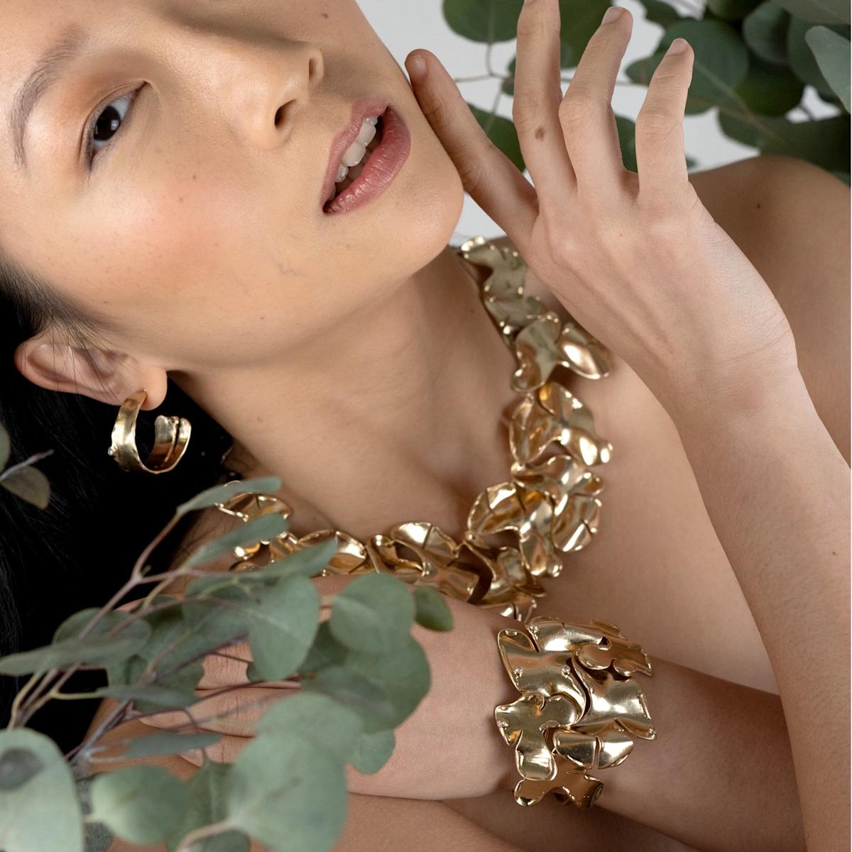 Luxe Ripple Statement Necklace