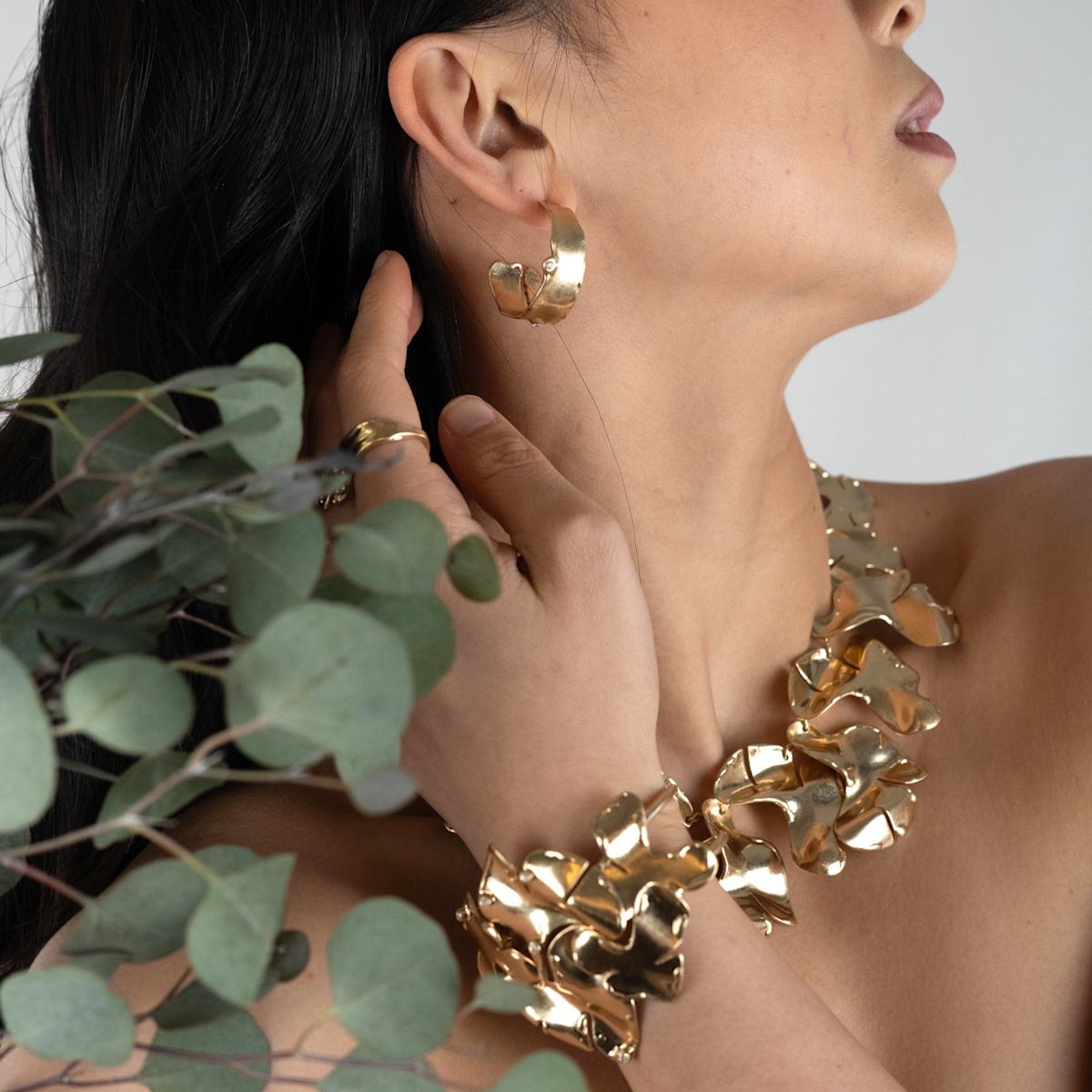 Luxe Ripple Statement Necklace