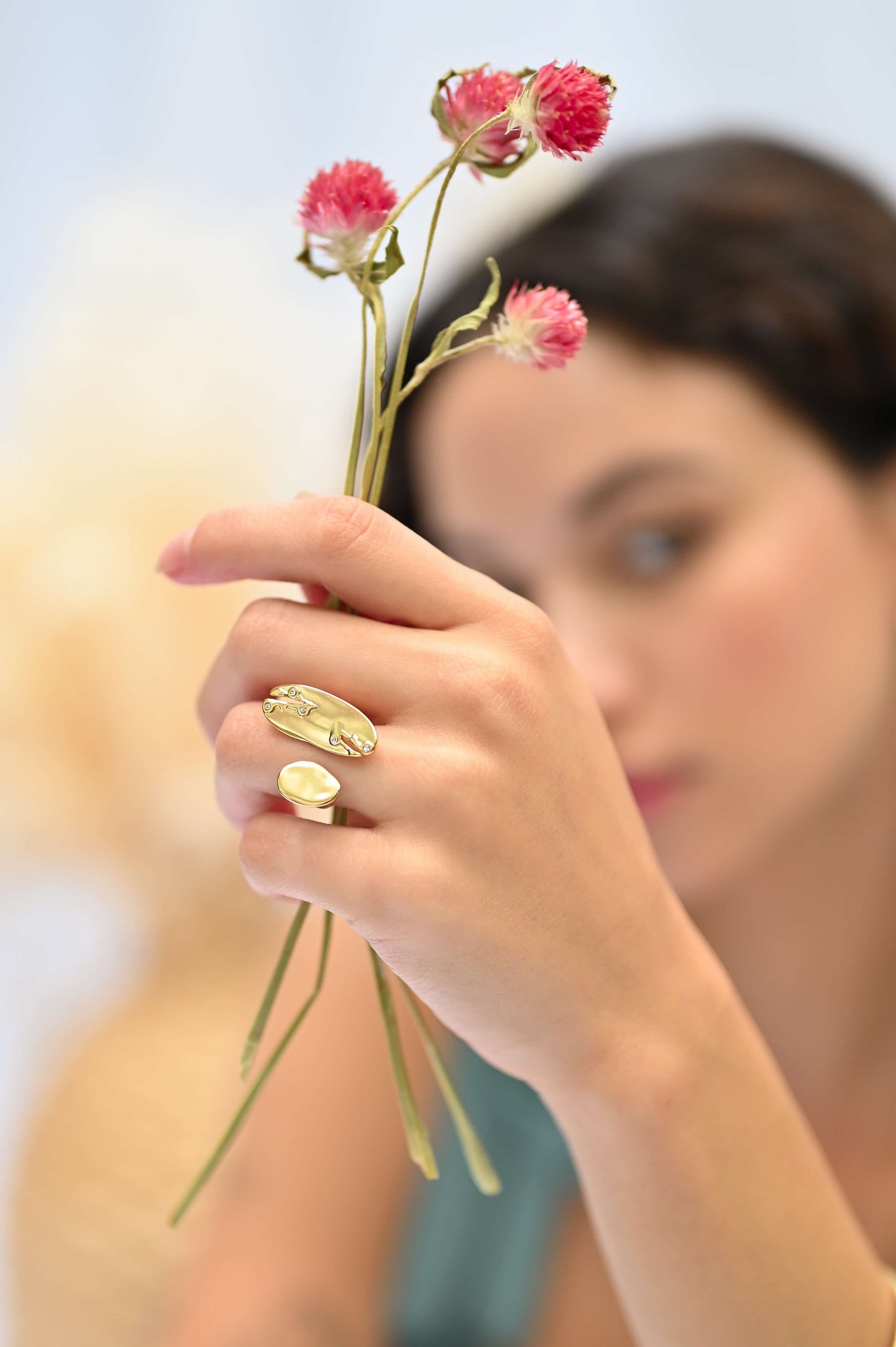 Organic Huggie Ring